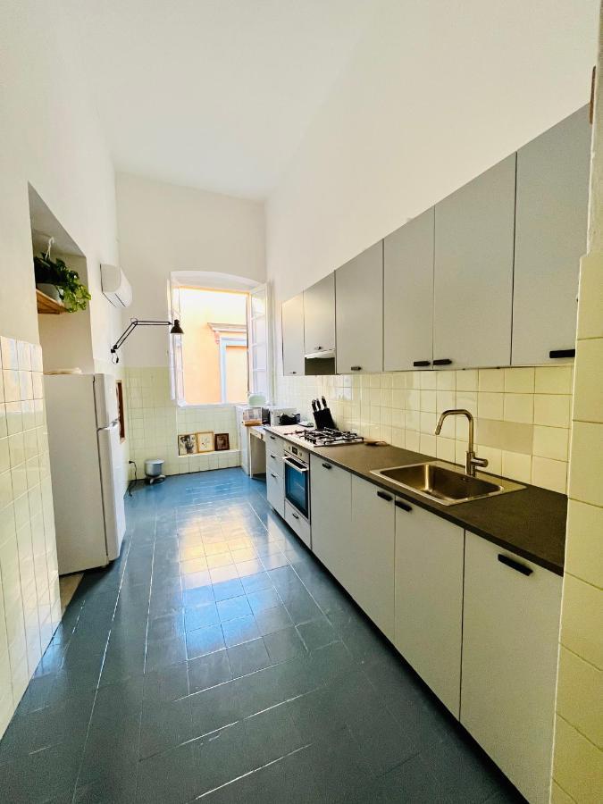 Antica Dimora La Madonnina, Residenza Storica Con Vista Incantevole A Cagliari Apartment ภายนอก รูปภาพ