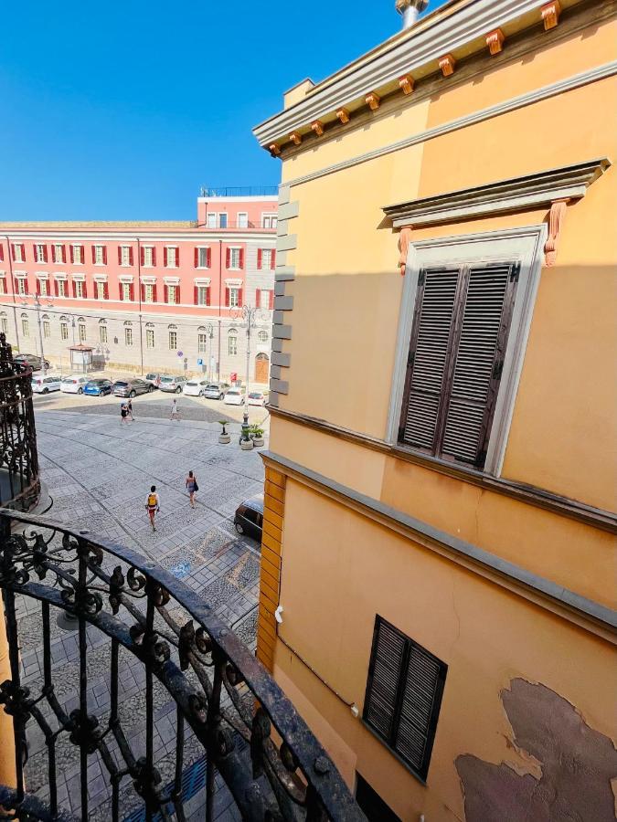 Antica Dimora La Madonnina, Residenza Storica Con Vista Incantevole A Cagliari Apartment ภายนอก รูปภาพ